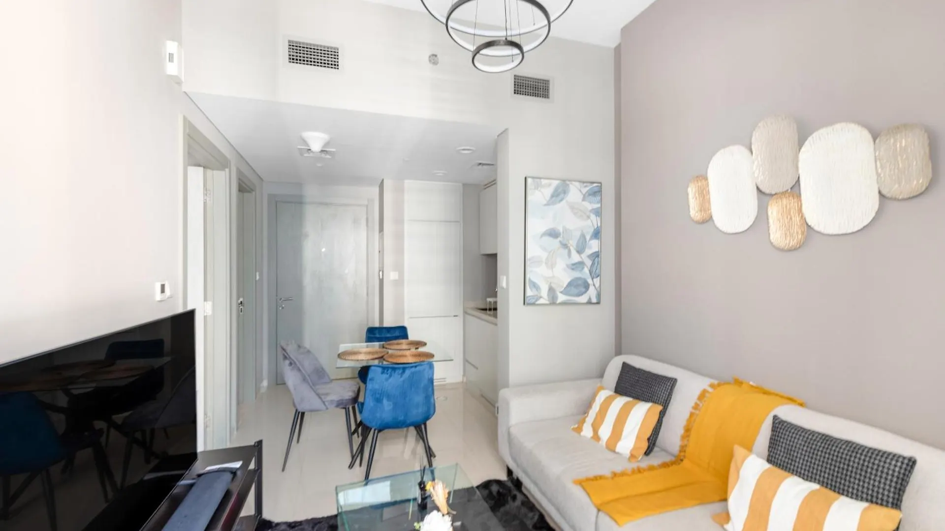 Luxurious 1Bdr Zada Tower, Business Bay 12 Apartment Dubai