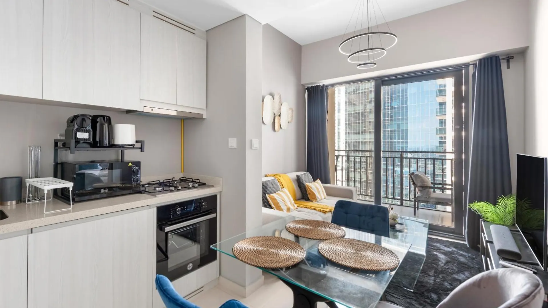 Luxurious 1Bdr Zada Tower, Business Bay 12 Apartment Dubai